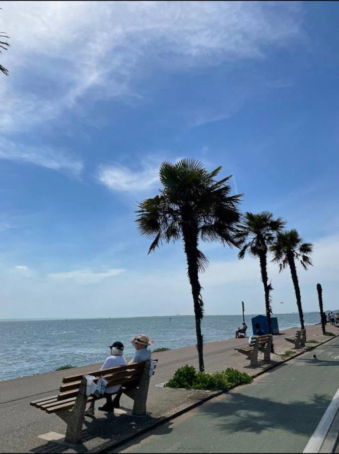 Apartments Near The Sea With Free Parking Саутенд-он-Си Экстерьер фото